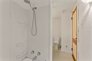 408 E Water St, Cassopolis, MI 49031 - Photo 17