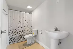 1720 Carlisle Dr, Saint Joseph, MI 49085 - Photo 35