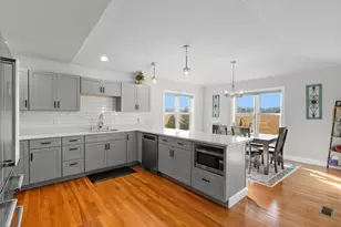 1720 Carlisle Dr, Saint Joseph, MI 49085 - Photo 13