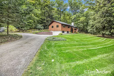 4039 E Oxford Drive, Leland, MI 49654 - Photo 5