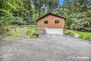 4039 E Oxford Dr, Leland, MI 49654 - Photo 27