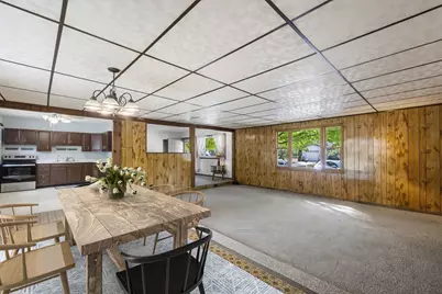 215 S Clinton Street, New Buffalo, MI 49117 - Photo 5