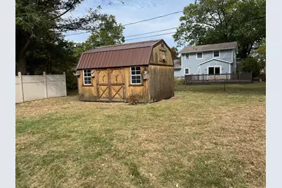 215 S Clinton Street, New Buffalo, MI 49117 - Photo 23