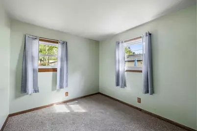 215 S Clinton Street, New Buffalo, MI 49117 - Photo 13