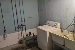 18495 Adrian St, Southfield, MI 48075 - Photo 33