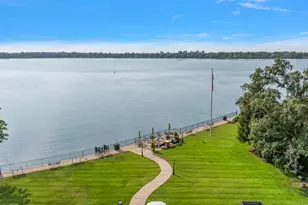 8120 E Jefferson Ave, Detroit, MI 48214 - Photo 31