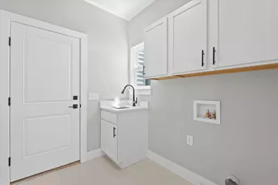 37633 Scone Court, Livonia, MI 48154 - Photo 19