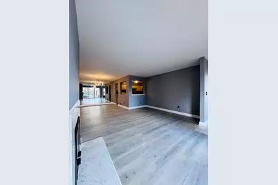 6660 Maple Lakes Dr Drive, West Bloomfield, MI 48322 - Photo 3