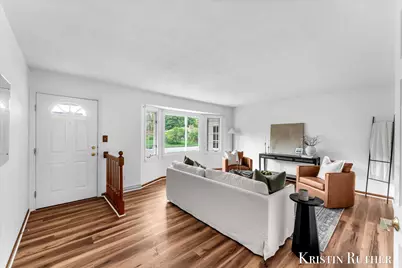 3909 Omaha Street SW, Grandville, MI 49418 - Photo 5