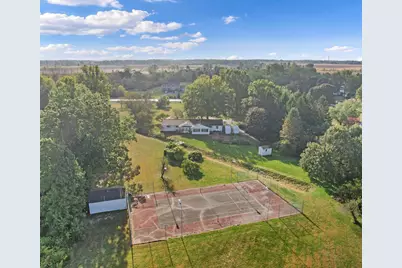 14359 S Dixie Highway, Monroe, MI 48161 - Photo 1