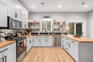 1056 Brookwood Dr, Quincy, MI 49082 - Photo 7