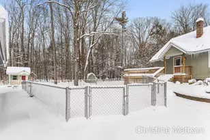 4074 W Roosevelt Rd, Montague, MI 49437 - Photo 7