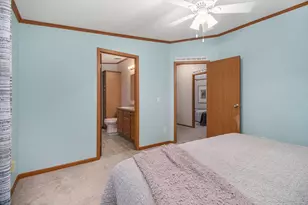 3301 Clubhouse Ct, Kalamazoo, MI 49009 - Photo 15