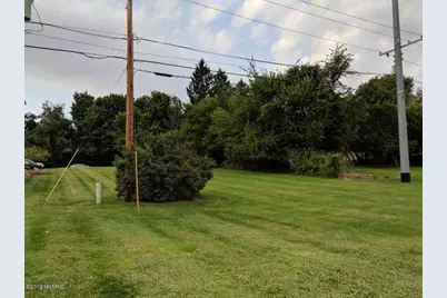 1025 E Front Street, Buchanan, MI 49107 - Photo 5