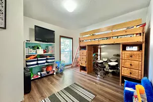 321 North St, Jonesville, MI 49250 - Photo 27