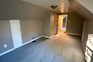 27725 Norfolk St, Livonia, MI 48152 - Photo 15