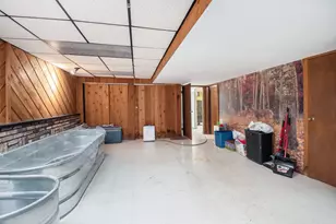 2749 8 Mile Rd, Auburn, MI 48611 - Photo 21