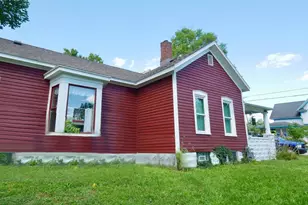 207 Cherry St, Three Oaks, MI 49128 - Photo 5