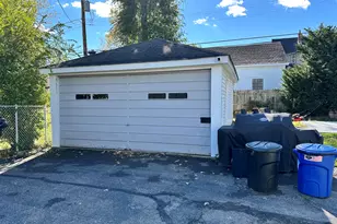 7250 Voerner Ave, Center Line, MI 48015 - Photo 3