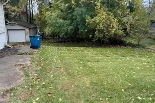 629 W Van Buren Street W, Battle Creek, MI 49037 - Photo 11