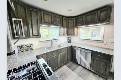 18802 Jefferson, Riverview, MI 48193 - Photo 9
