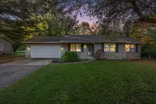 22327 Woodhenge Dr, Mattawan, MI 49071 - Photo 1