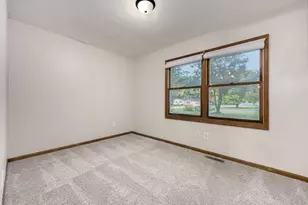 22327 Woodhenge Dr, Mattawan, MI 49071 - Photo 13