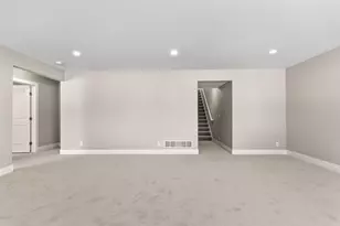 11909 Smithfield Dr, Holland, MI 49424 - Photo 27