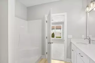 11909 Smithfield Dr, Holland, MI 49424 - Photo 27