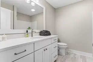 11909 Smithfield Dr, Holland, MI 49424 - Photo 31