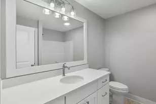 11909 Smithfield Dr, Holland, MI 49424 - Photo 33