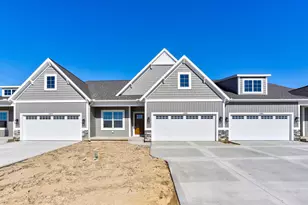 11909 Smithfield Dr, Holland, MI 49424 - Photo 3