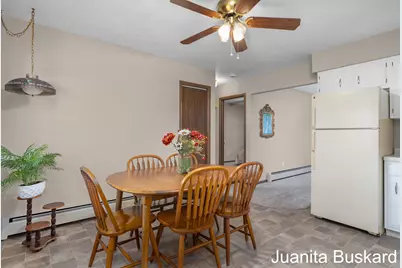 3371 Division Avenue SW, Grandville, MI 49418 - Photo 9