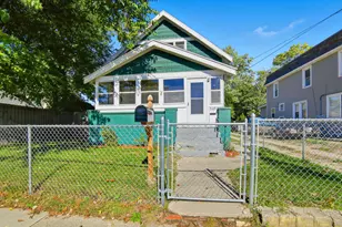 545 Oakdale St SE, Grand Rapids, MI 49507 - Photo 1