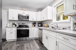 611 Fenimore Ave, Kalamazoo, MI 49048 - Photo 7