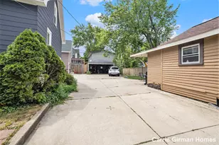 201 S 5th St, Grand Haven, MI 49417 - Photo 39