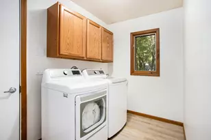 213 Raintree Cir, Kalamazoo, MI 49006 - Photo 11