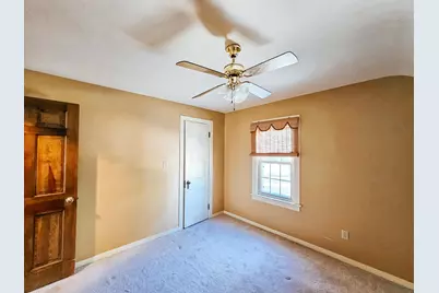 90 S Howell Street, Hillsdale, MI 49242 - Photo 25