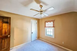 90 S Howell St, Hillsdale, MI 49242 - Photo 25