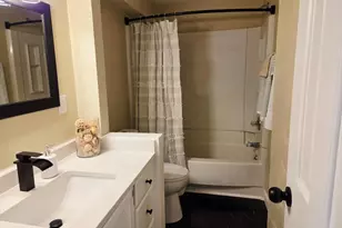 10245 Almena Dr, Kalamazoo, MI 49009 - Photo 17