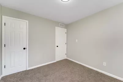 26261 La Muera Street, Farmington, MI 48331 - Photo 17