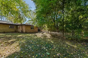 26261 La Muera St, Farmington, MI 48331 - Photo 27