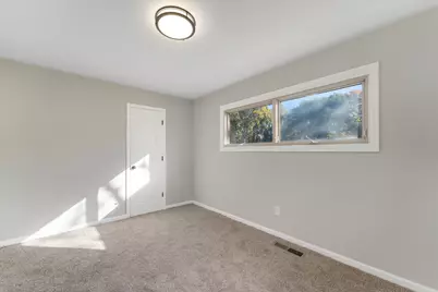 26261 La Muera Street, Farmington, MI 48331 - Photo 19