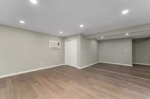 26261 La Muera St, Farmington, MI 48331 - Photo 13