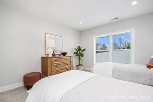 8432 Ravinewood Dr, Jenison, MI 49428 - Photo 39