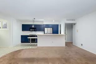 21082 Boulder Cir, Northville, MI 48167 - Photo 3