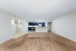 21082 Boulder Cir, Northville, MI 48167 - Photo 7