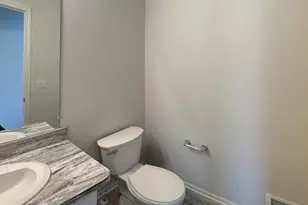 3015 Apple Blossom Wy, Monroe, MI 48161 - Photo 9