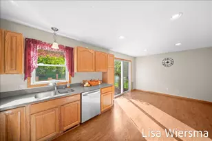 474 Harrison St, Coopersville, MI 49404 - Photo 9