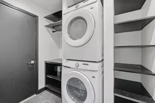 30915 Timberbrook Ln, Bingham Farms, MI 48025 - Photo 25